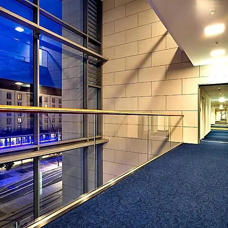 Ibis Budget Hotel 2*